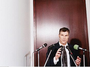 EA Sports为出现在《大学橄榄球26》中的球员提供1500美元的奖励